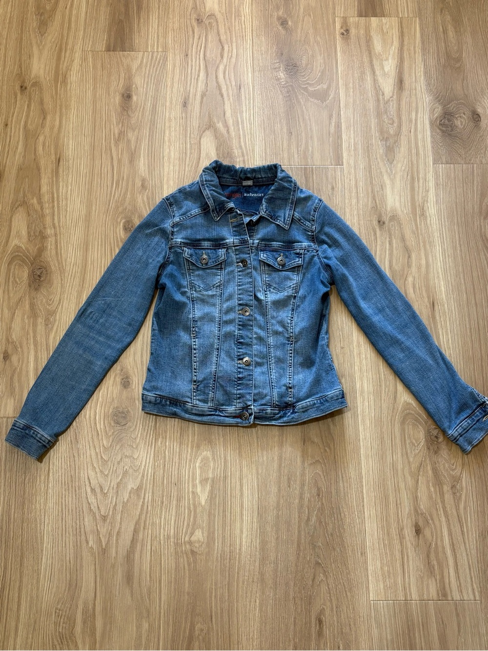 Wrangler Authentics Women’s Denim Jacket Medium Stretch Blue Jean Jacket - Picture 3 of 10